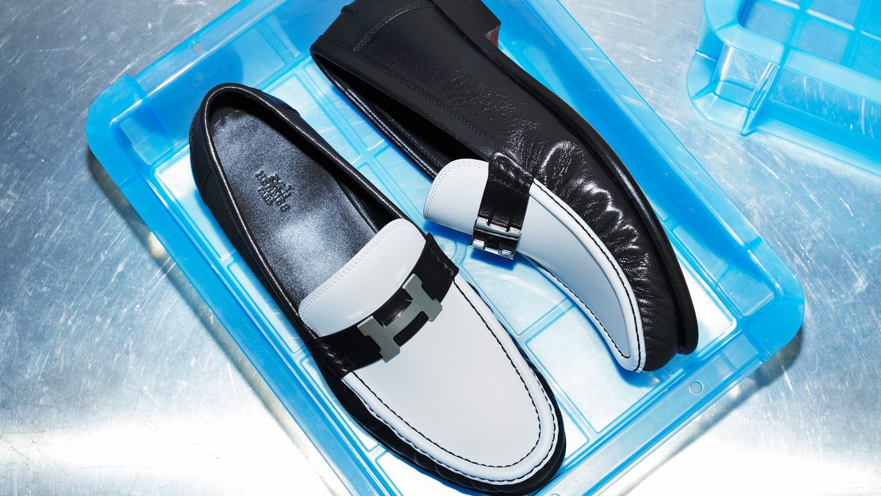 上品さと柔軟な履き心地を兼備したエルメス──2025年春のレザーシューズ＆ブーツ