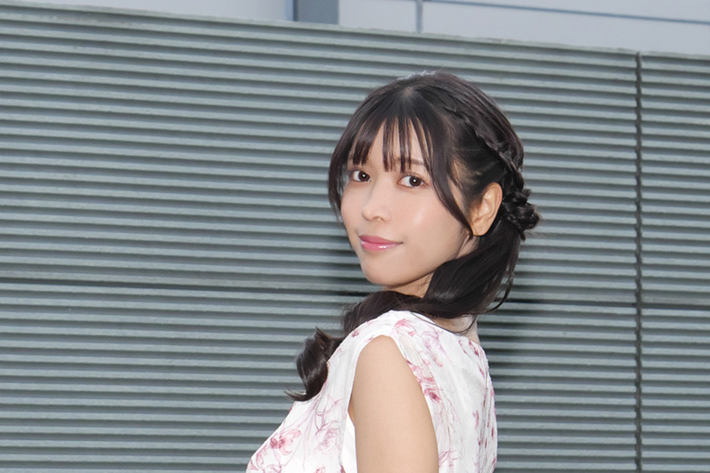 七瀬ななが週刊プレイボーイで初の表紙＆巻頭グラビア！ 「これまでと違う大人の色気を表現しました」 (1/2)