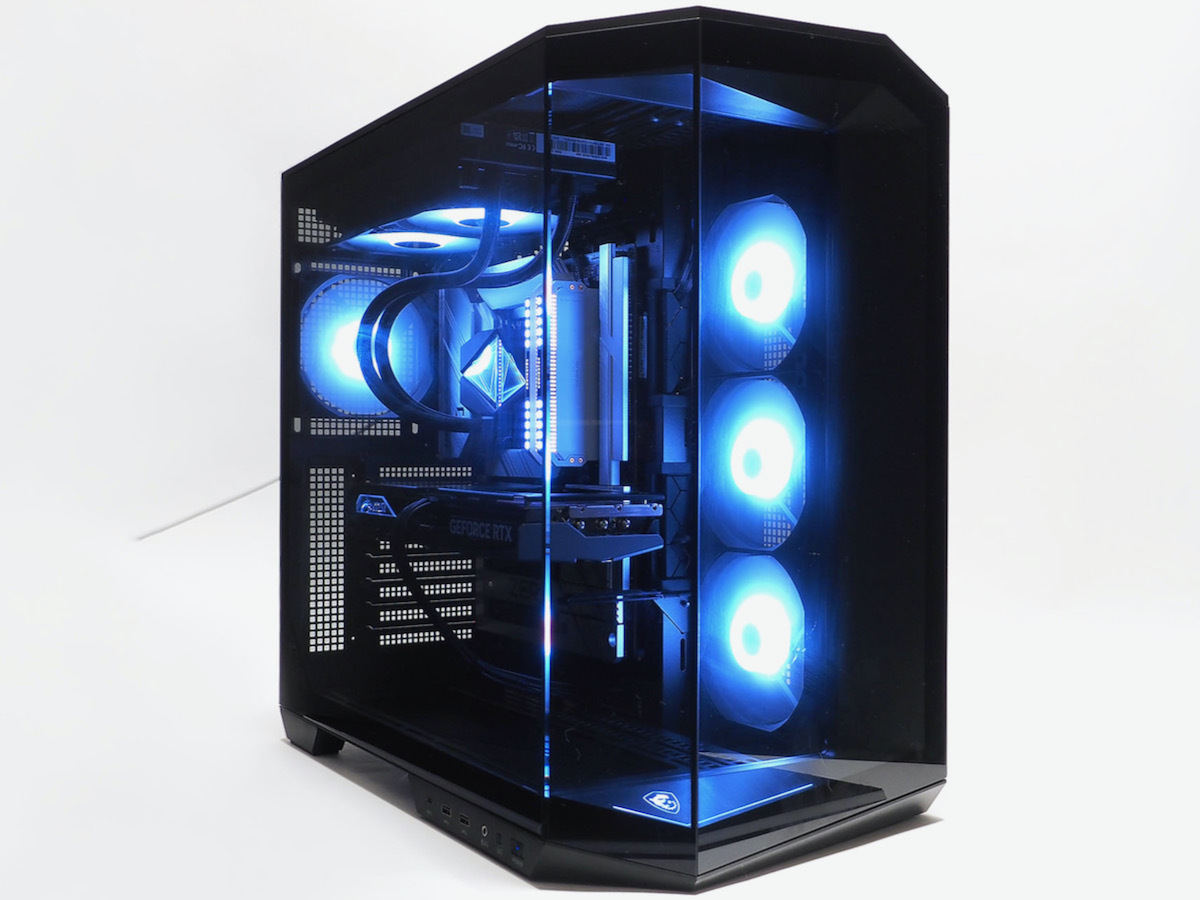 PC自作しやすい斬新デザインのピラーレスケースが登場。裏面配線スペースが広く、組み立て時間も短縮、見栄えも良し (1/3)