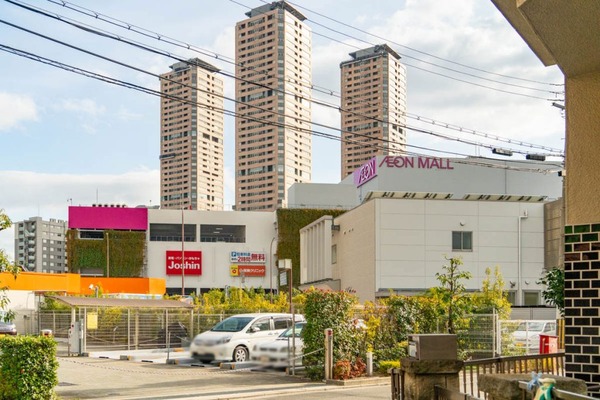 【守口】京阪百貨店にヘンテコ生き物大集合。首にヘビ巻ける : 守口・門真つーしん