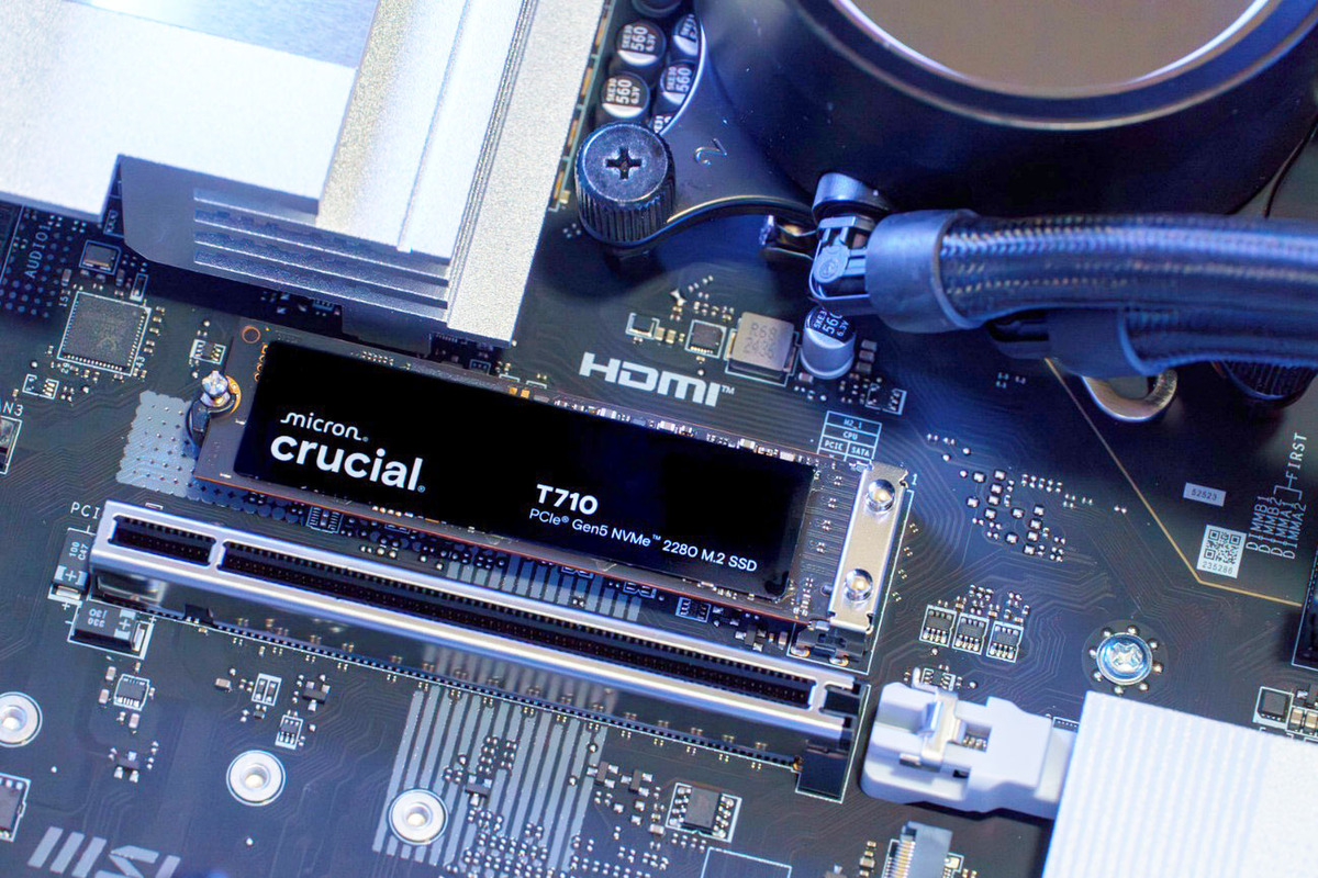 最強クラスなGen5 SSD「Crucial T710」が爆誕！リード最大1万4900MB/sの爆速すぎる実力に憧れるぅ！ (1/2)