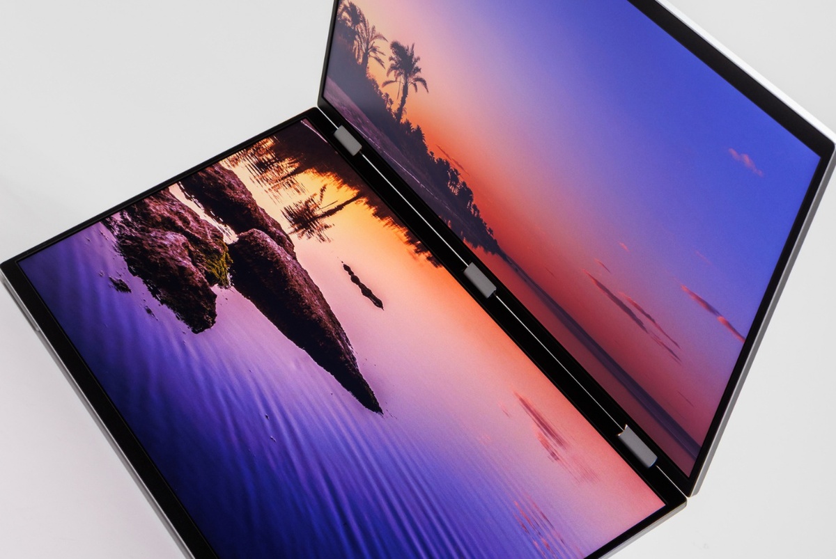 これ欲しいわ！18.5型フルHD液晶を2枚搭載するデュアルモバイルディスプレー (1/3)