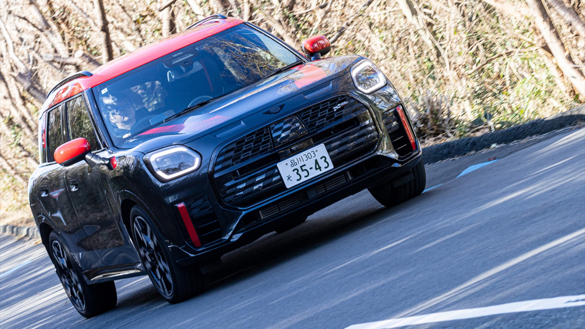 MINIの皮を被ったBMW X1「MINIジョンクーパーワークス カントリーマンALL4」は遊び心を忘れない人にピッタリ (1/2)