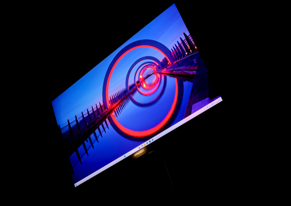 5Kであれば4K作業もグッと効率アップ！ 仕事をよりスマートにできる27型ディスプレーが今こそほしい (1/5)